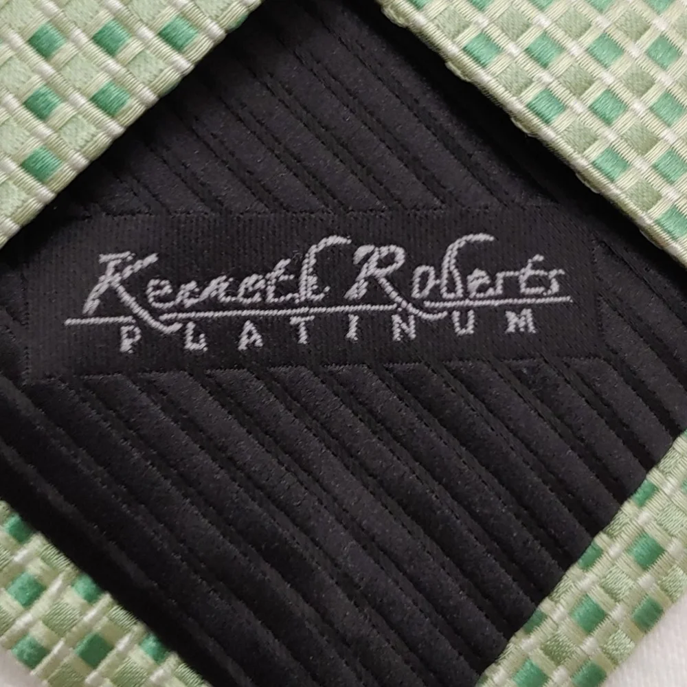 Kenneth Roberts kenneth roberts